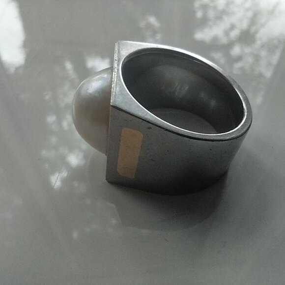 Toni Gard Stainless Steel Pearl Ring Size 7.75 - Picture 7 of 7